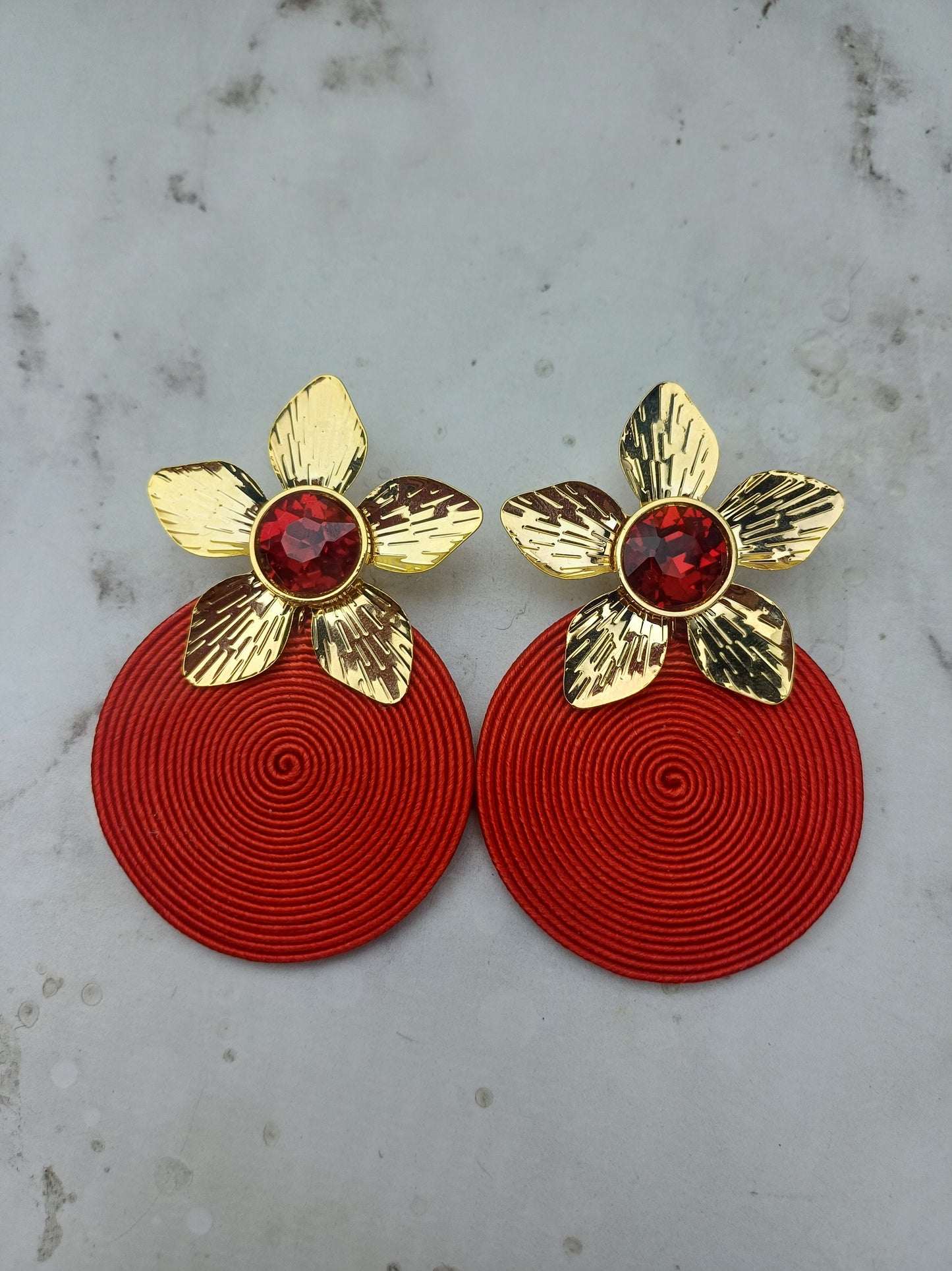 Arete Soutache flor cristal