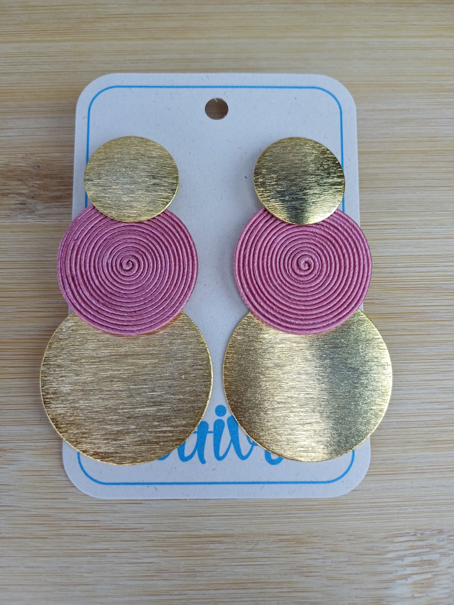 Maxi Arete en bronce con soutache