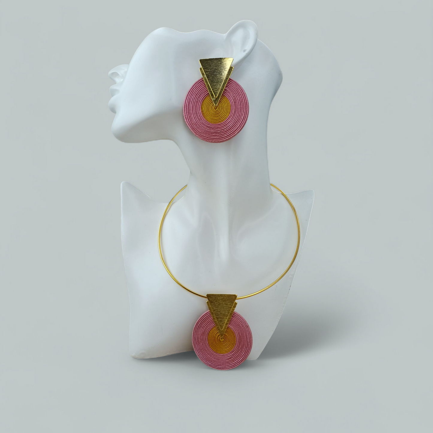 Set de Aretes y Gargantilla