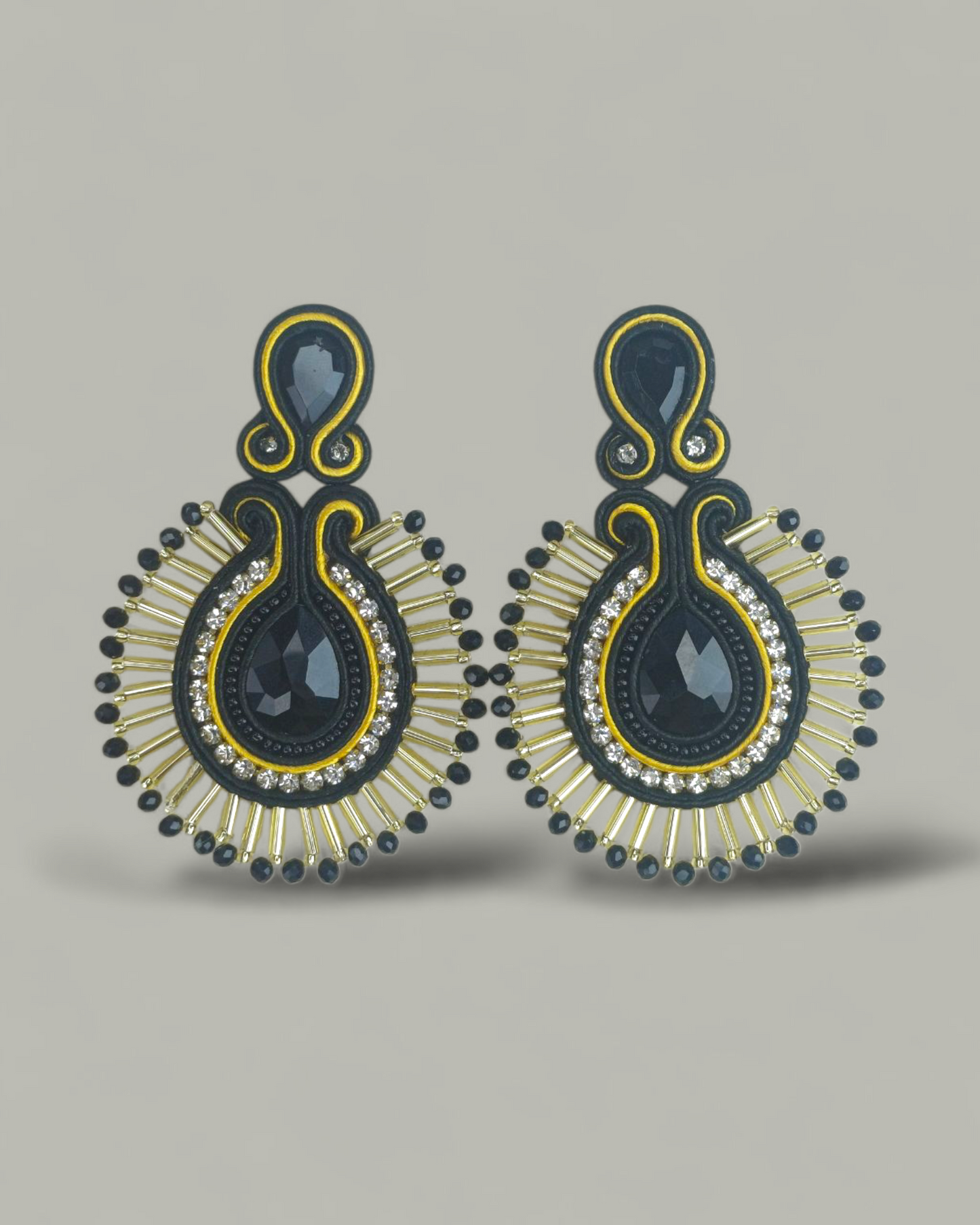 Maxi Arete Soutache con canutillo