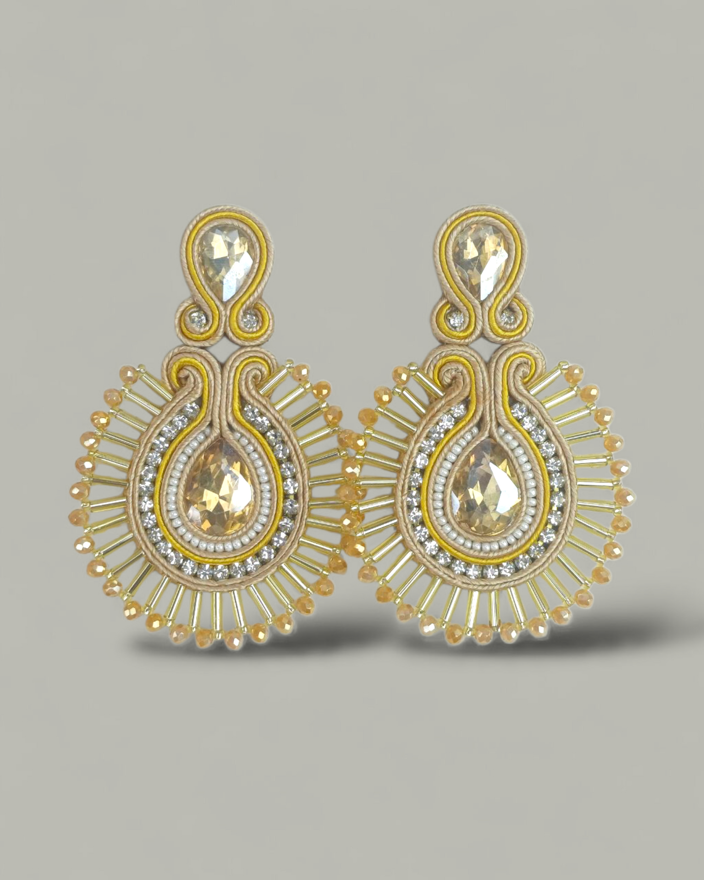 Maxi Arete Soutache con canutillo