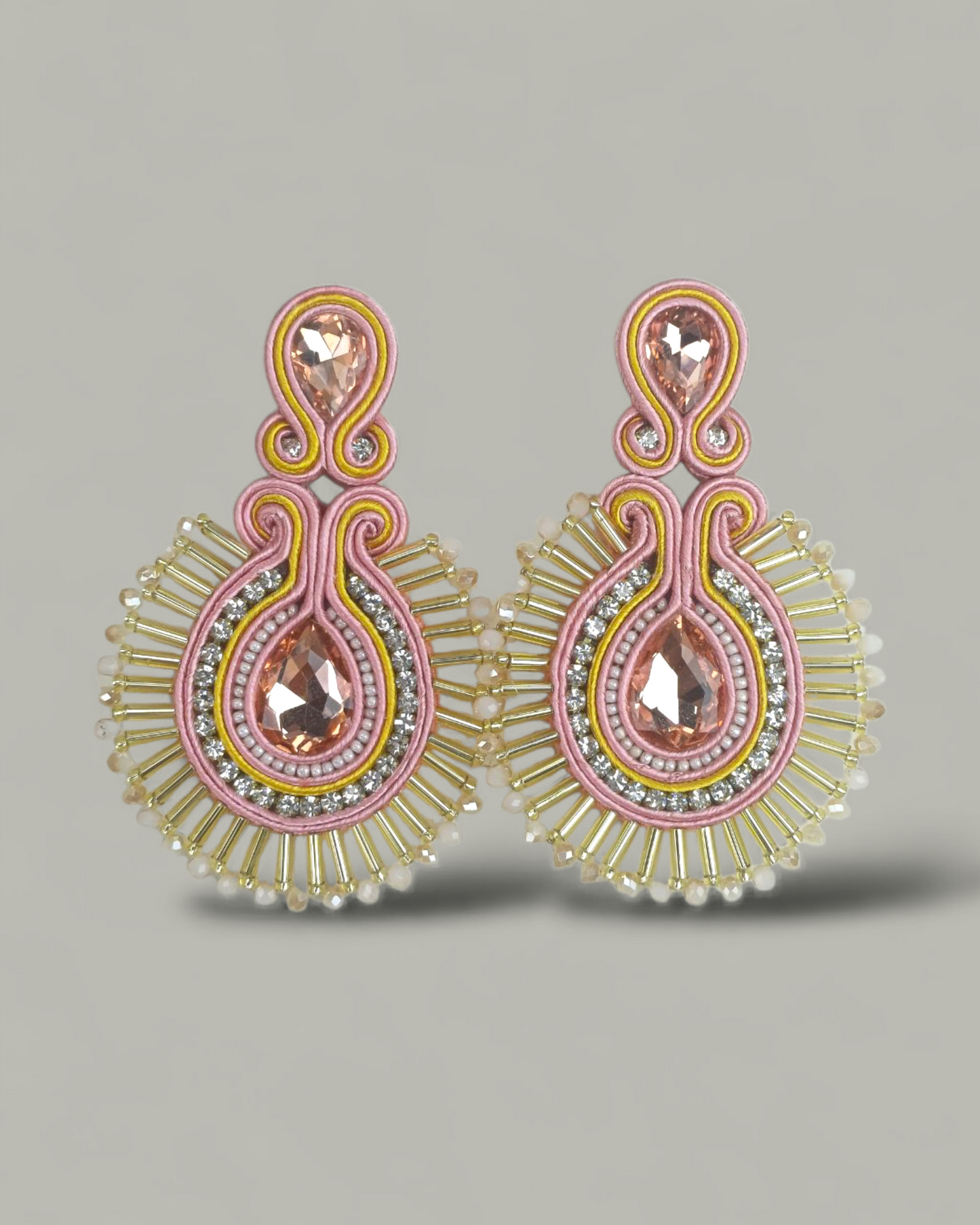 Maxi Arete Soutache con canutillo