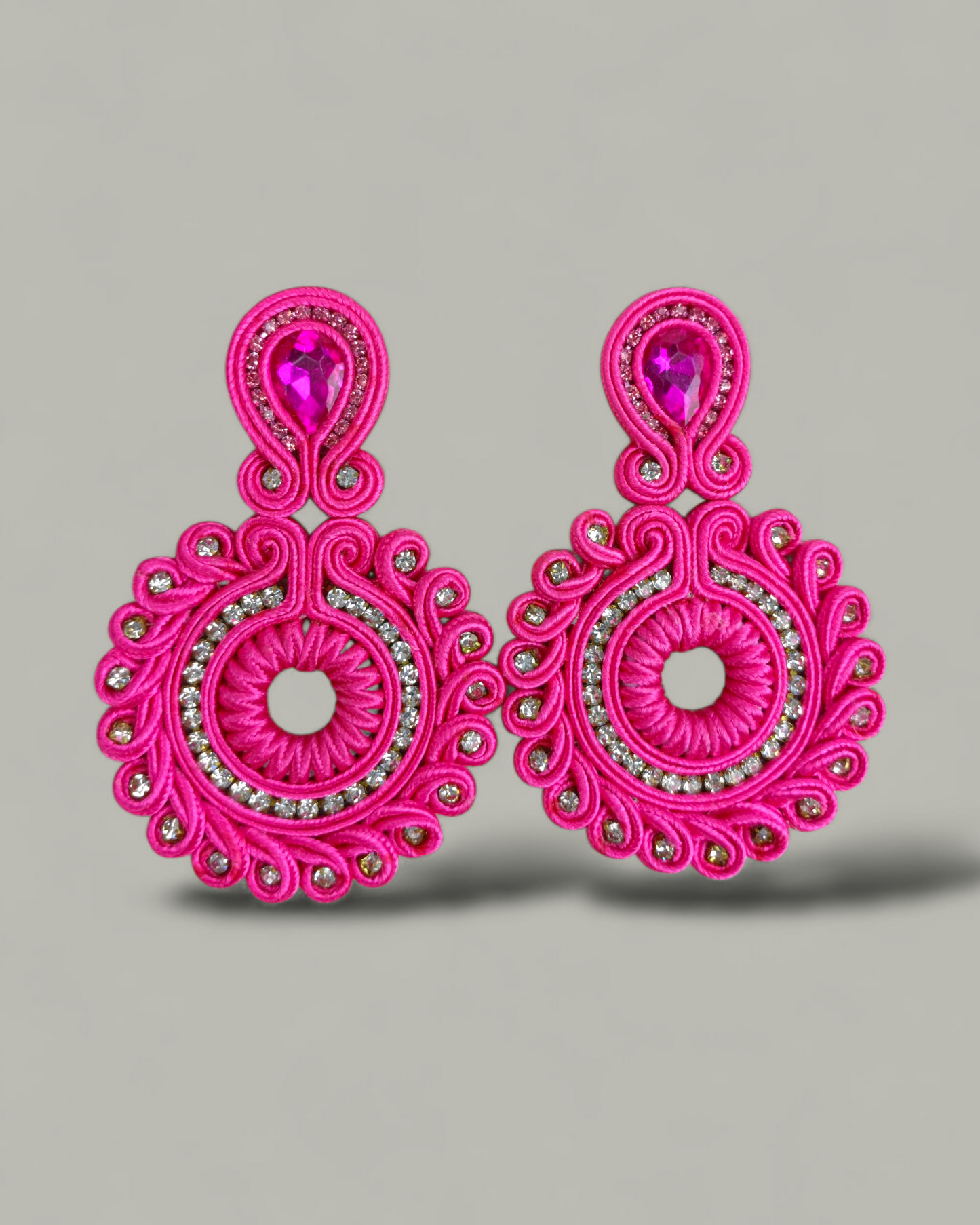 Maxi Arete En soutache cristales